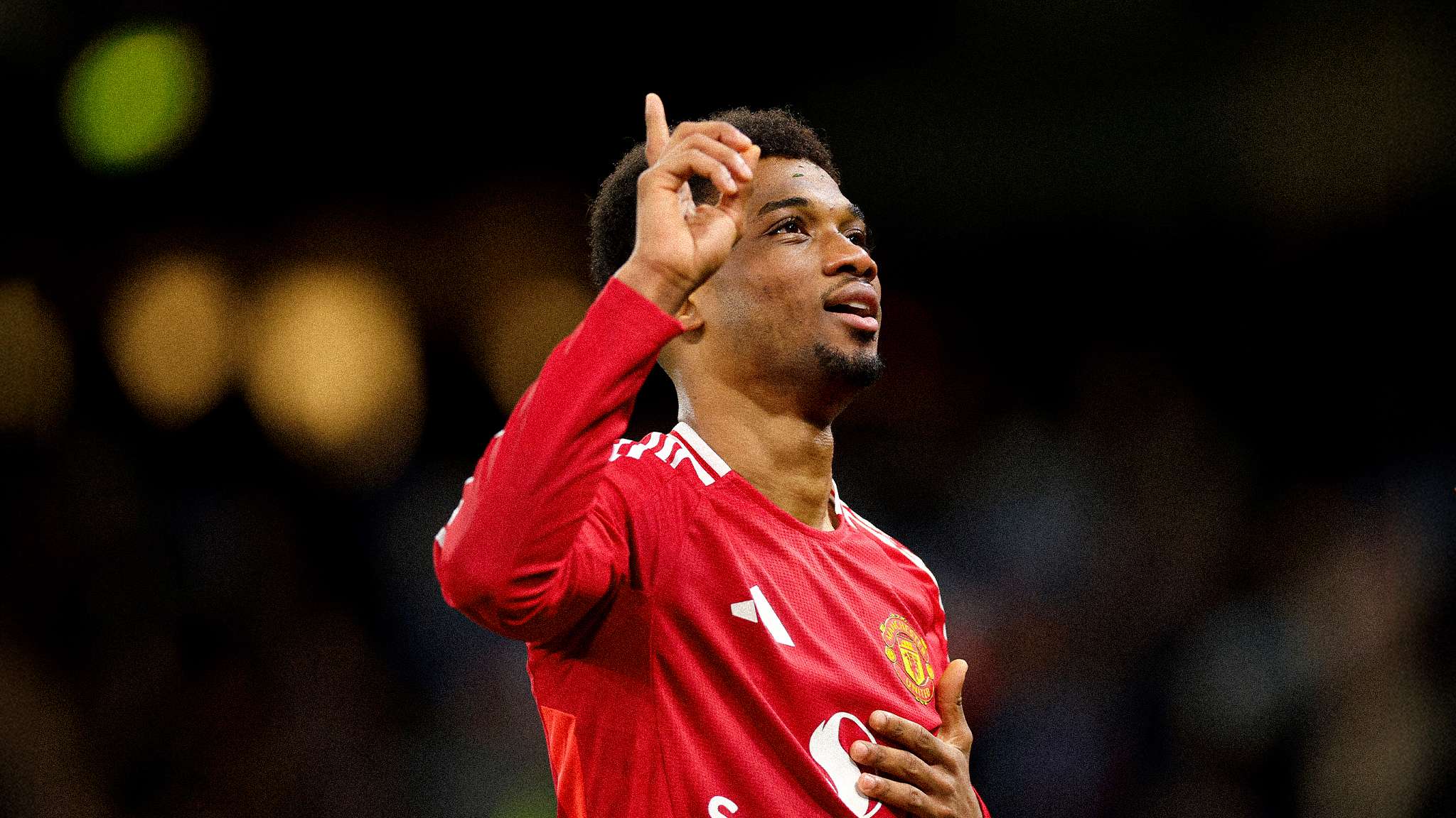 与球迷共同 与球迷共同